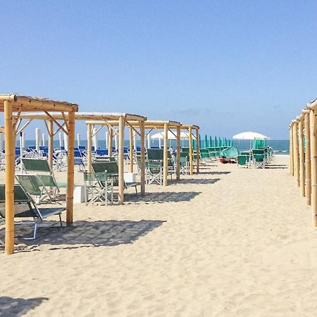 "Burlamacca" Luxury Apartment Viareggio Buitenkant foto