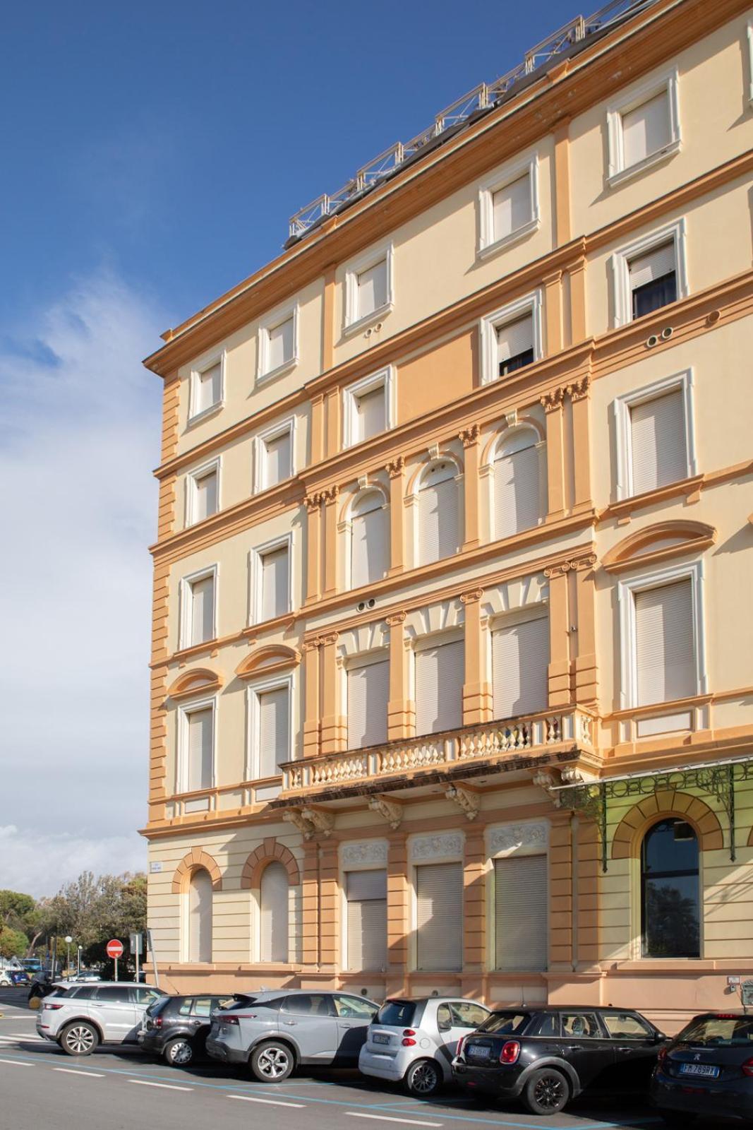 "Burlamacca" Luxury Apartment Viareggio Buitenkant foto